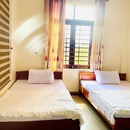 Lam Dao House Bed & Breakfast Dong Hoi Exterior foto