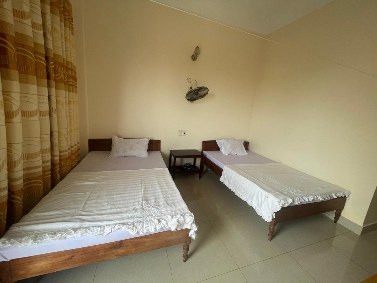 Lam Dao House Bed & Breakfast Dong Hoi Exterior foto